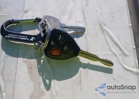 2013 Toyota Corolla S z USA, uszkodzony, nr VIN 5YFBU4EE3DP132612